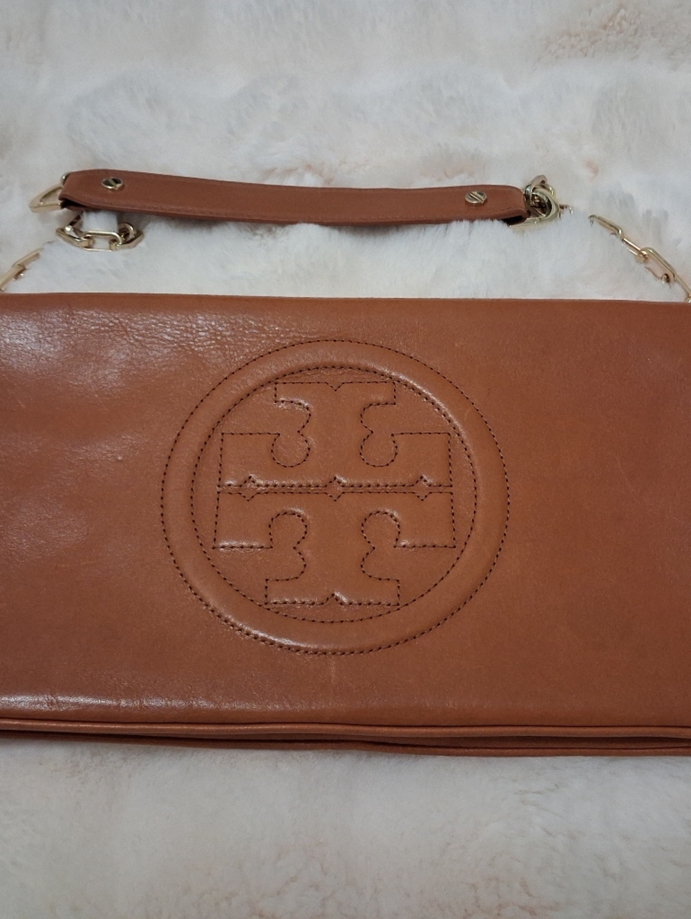 Tory Burch Bombe Clutch/Shoulder Bag in Aged Camello